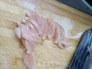 胡萝卜拌鸡胸肉的做法步骤：5