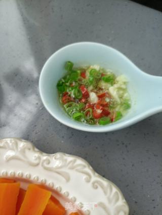 胡萝卜拌鸡胸肉的做法步骤：13