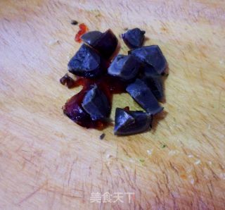 黄瓜拌松花的做法步骤：4