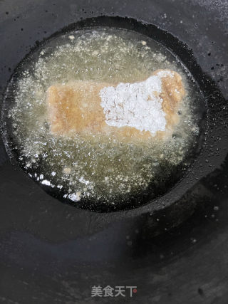 炸猪颈肉的做法步骤：8