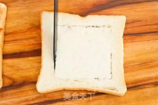 香肠芝士吐司的做法步骤：2