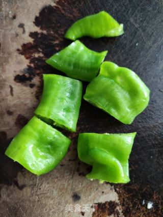 辣椒洋葱炒腐竹的做法步骤：3