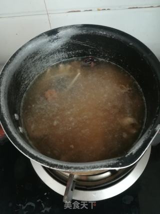 鸡汤野蘑菇挂面的做法步骤：6
