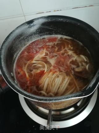 鸡汤野蘑菇挂面的做法步骤：7
