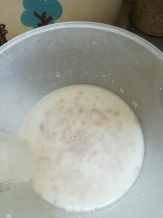牛奶大饼的做法步骤：3