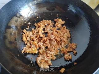 苦瓜炒牛肉的做法步骤：3
