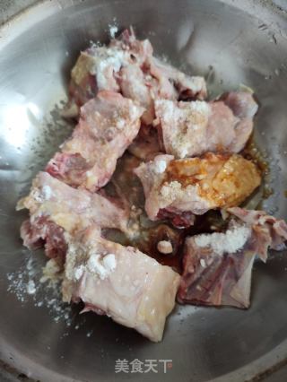 节瓜鸡骨汤的做法步骤：2