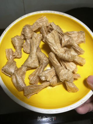 百叶结红烧排骨的做法步骤：9