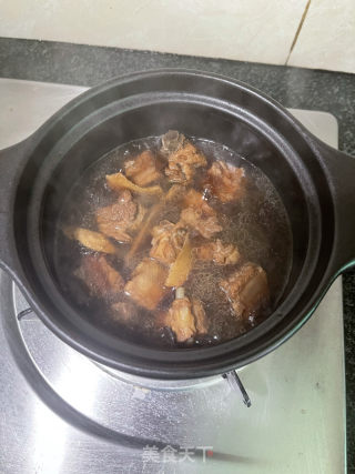 百叶结红烧排骨的做法步骤：10