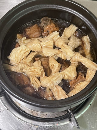 百叶结红烧排骨的做法步骤：11