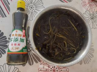 凉拌海带丝的做法步骤：1