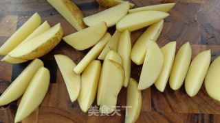 辣烤薯角的做法步骤：1