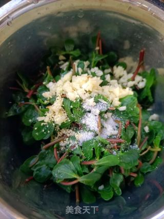 炒蛋拌马齿苋的做法步骤：11