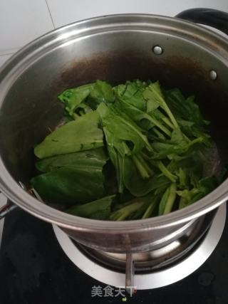 菠菜豆芽汤的做法步骤：3