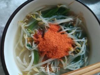 菠菜豆芽汤的做法步骤：5