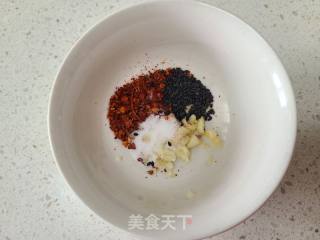 五香豆腐芹菜拌洋葱的做法步骤：4