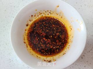 五香豆腐芹菜拌洋葱的做法步骤：5
