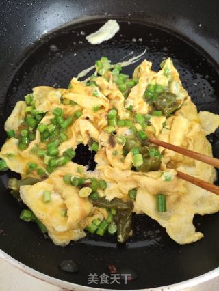 蒜薹煎蛋的做法步骤：6