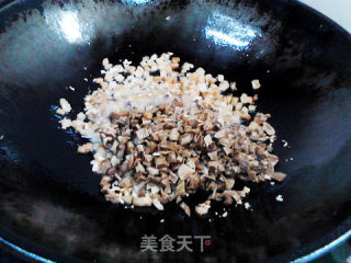 笋干腊肉粽子的做法步骤：7