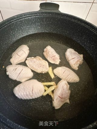 荔枝鸡翅的做法步骤：2