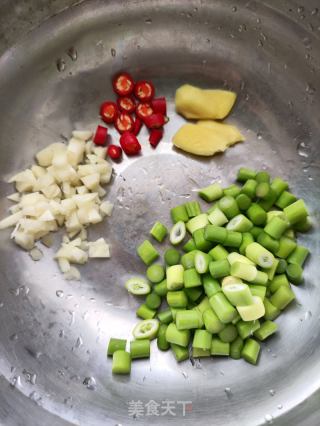 杏鲍菇焖老豆腐的做法步骤：3