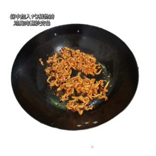 菌菇炒肉的做法步骤：4