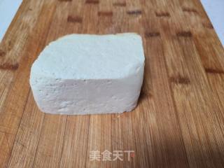 黄瓜炒豆腐的做法步骤：1