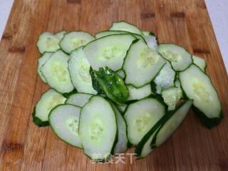 黄瓜炒豆腐的做法步骤：3