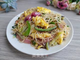 豇豆包菜鸡蛋炒米面的做法步骤：10
