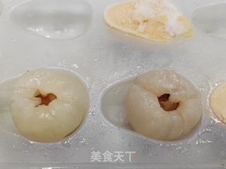 荔枝酸奶冻的做法步骤：2