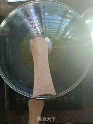 绿豆牛乳冰棍的做法步骤：1