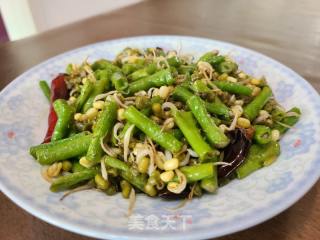 豇豆炒绿豆芽的做法步骤：8