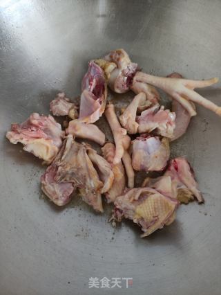 土豆扁豆焖鸡的做法步骤：6