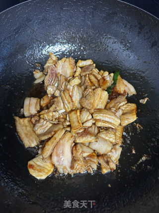 茄子豆角花卷一锅出的做法步骤：2