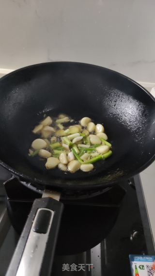 江西三杯鸡的做法步骤：7