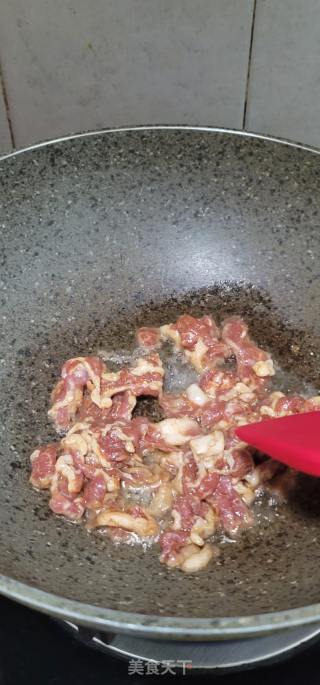 肉片炒椰菜花的做法步骤：7