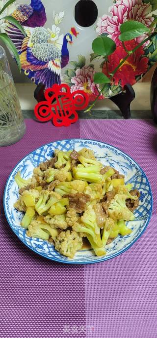 肉片炒椰菜花的做法步骤：12
