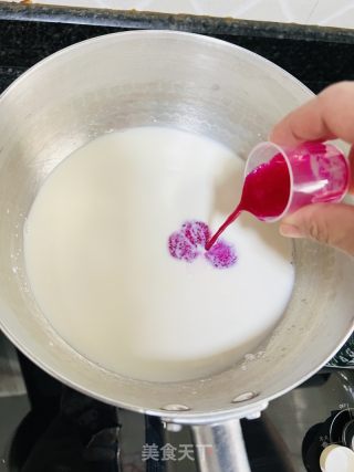 补钙又营养的火龙果小奶糕的做法步骤：4