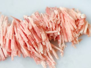 家常炒肉丝的做法步骤：2