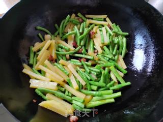 干煸土豆豇豆的做法步骤：5