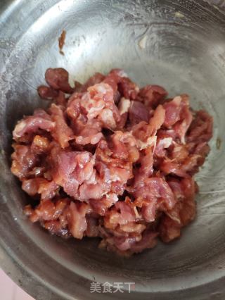 瘦肉瑶柱节瓜汤的做法步骤：4