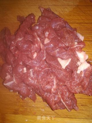 炒牛肉哨子的做法步骤：4