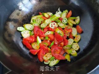 秋葵番茄炒蛋的做法步骤：7
