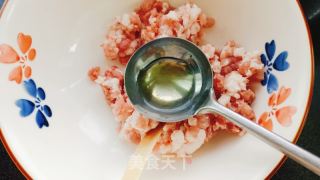 猪肉烧麦——附正确拌馅流程的做法步骤：1