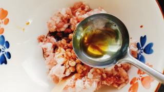 猪肉烧麦——附正确拌馅流程的做法步骤：3