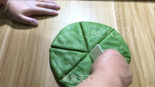 抹茶蜜酪欧包，清新抹茶香与丝滑奶酪，相得益彰。的做法步骤：10