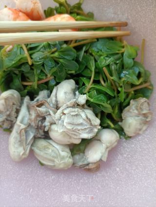 蛎肉拌马齿苋的做法步骤：8