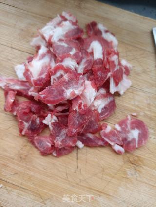 牛肉炒西瓜翠衣的做法步骤：7