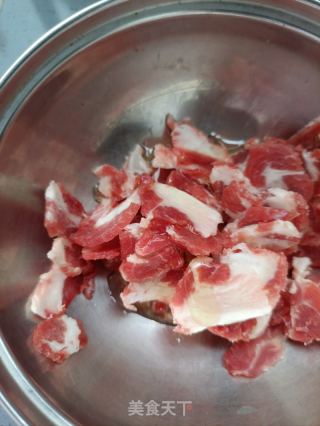 牛肉炒西瓜翠衣的做法步骤：9