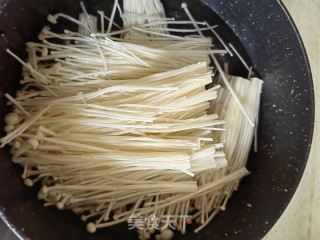 烧椒金针菇的做法步骤：2